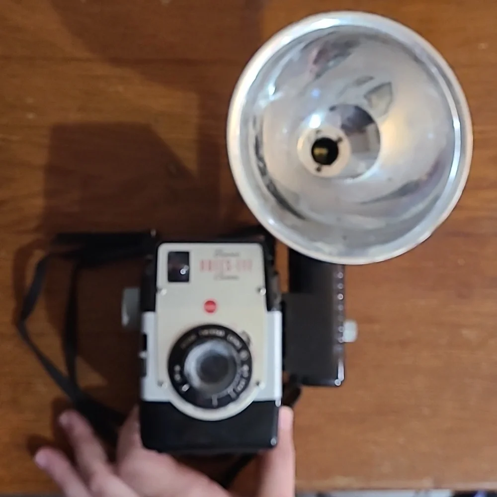 Brownie bullseye camera